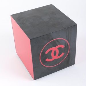 Acrylic Chanel Display cube